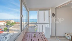 Se vende apartamento de 2 dormitorios en Estepona Puerto