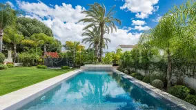 San Pedro de Alcantara, villa de 6 dormitorios en venta