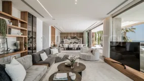 For sale 6 bedrooms villa in El Herrojo