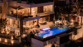 For sale 6 bedrooms villa in El Herrojo