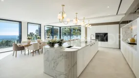 Buy villa in La Zagaleta