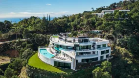 Buy villa in La Zagaleta