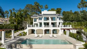 For sale villa in Las Brisas with 6 bedrooms