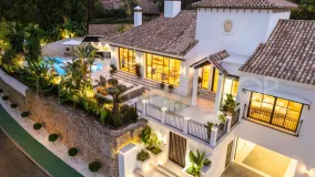 For sale villa in El Herrojo with 5 bedrooms