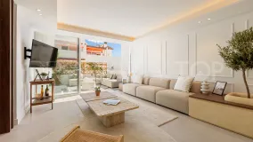 For sale town house in Marbella Golden Mile with 4 bedrooms