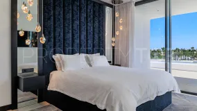 Villa for sale in Las Lomas del Marbella Club with 4 bedrooms