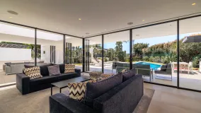 Villa for sale in Las Lomas del Marbella Club with 4 bedrooms