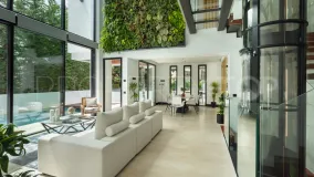 5 bedrooms villa for sale in Marbella Golden Mile