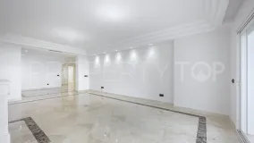Comprar apartamento planta baja en Montebello Hills