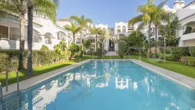 Comprar apartamento planta baja en Montebello Hills con 3 dormitorios