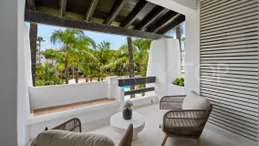 Comprar apartamento en Marina Puente Romano