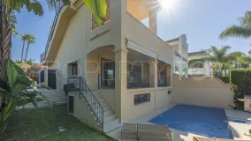 Semi detached house with 5 bedrooms for sale in La Alzambra