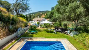 Finca for sale in Casares