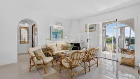 Villa a la venta con 3 dormitorios en Los Balcones