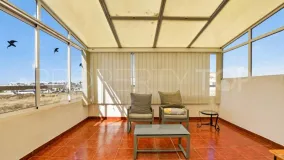 Se vende adosado con 2 dormitorios en Punta Prima