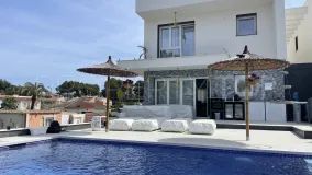 Los Balcones villa for sale