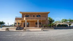 Villa a la venta en Torremendo con 6 dormitorios