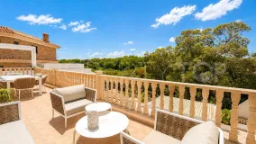 Villa con 4 dormitorios a la venta en Villamartin