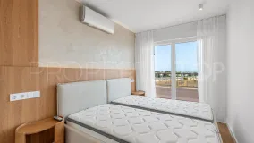 Apartamento de 2 dormitorios a la venta en Punta Prima