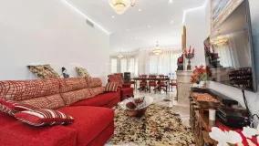 Villamartin, villa con 4 dormitorios en venta