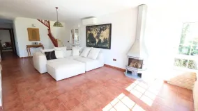 Comprar villa en Rioja de 4 dormitorios