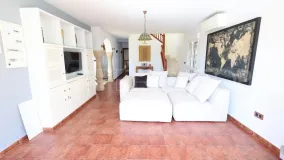 Comprar villa en Rioja de 4 dormitorios