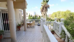 Villa con 5 dormitorios a la venta en Rioja
