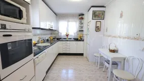 Villa con 5 dormitorios a la venta en Rioja