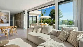 Villa en venta en Las Colinas Golf