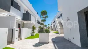 Se vende apartamento en Los Altos de Marbella de 3 dormitorios