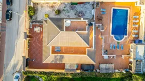 Villa en venta en Los Balcones con 6 dormitorios