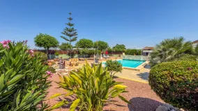 Se vende villa en Catral