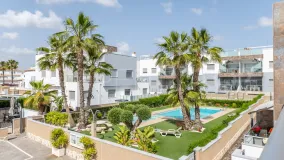 Punta Prima, adosado a la venta con 3 dormitorios