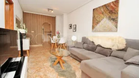 Apartamento en venta con 2 dormitorios en Punta Prima