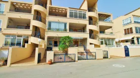 Apartamento en venta con 2 dormitorios en Punta Prima